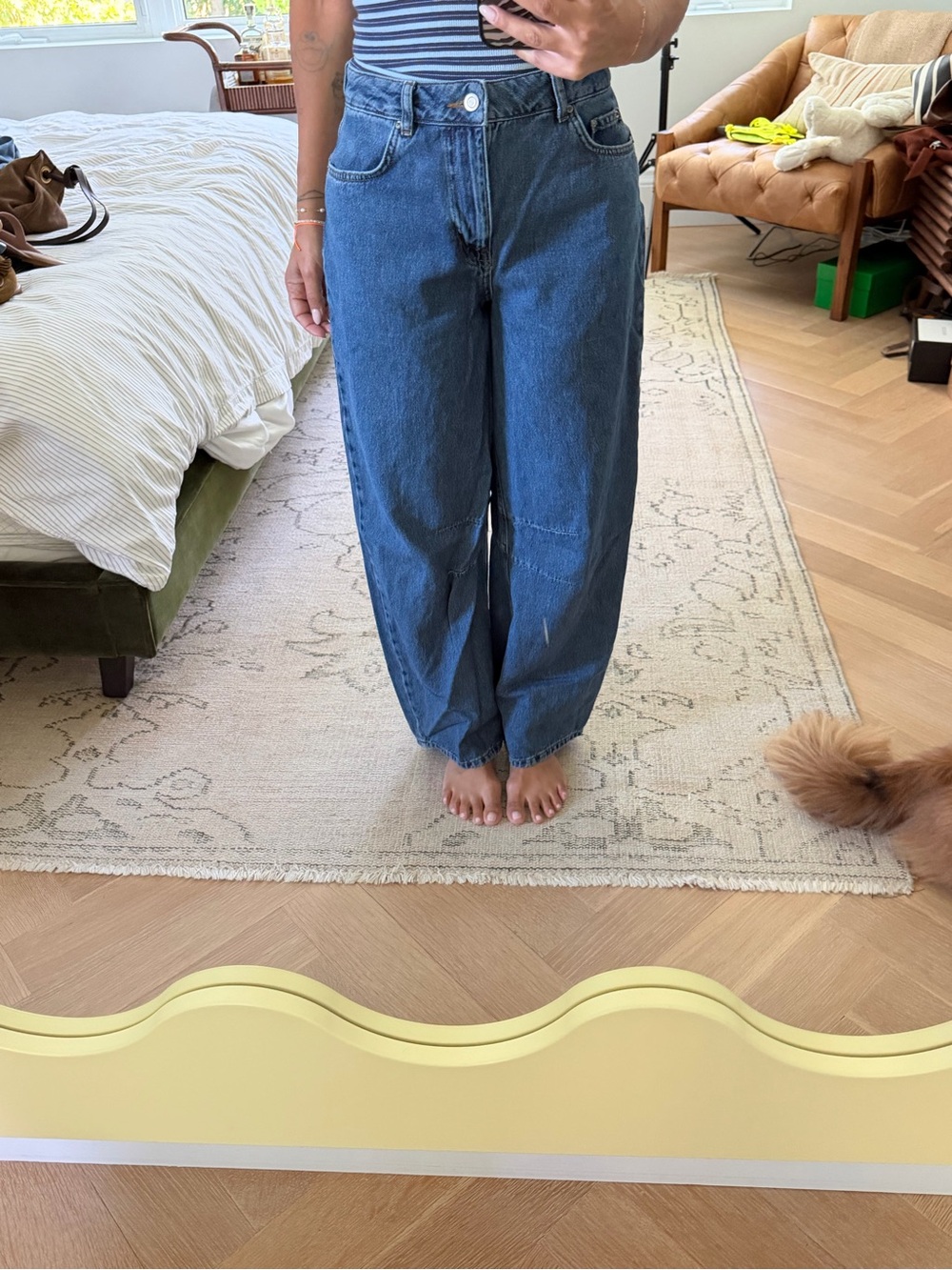 ALIGNE Mid-rise Rigid Barrel Jeans